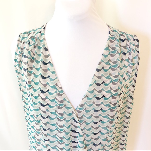 CAbi Tops - 🧡 4/$25 CAbi l Bird Print Blouse Sleeveless